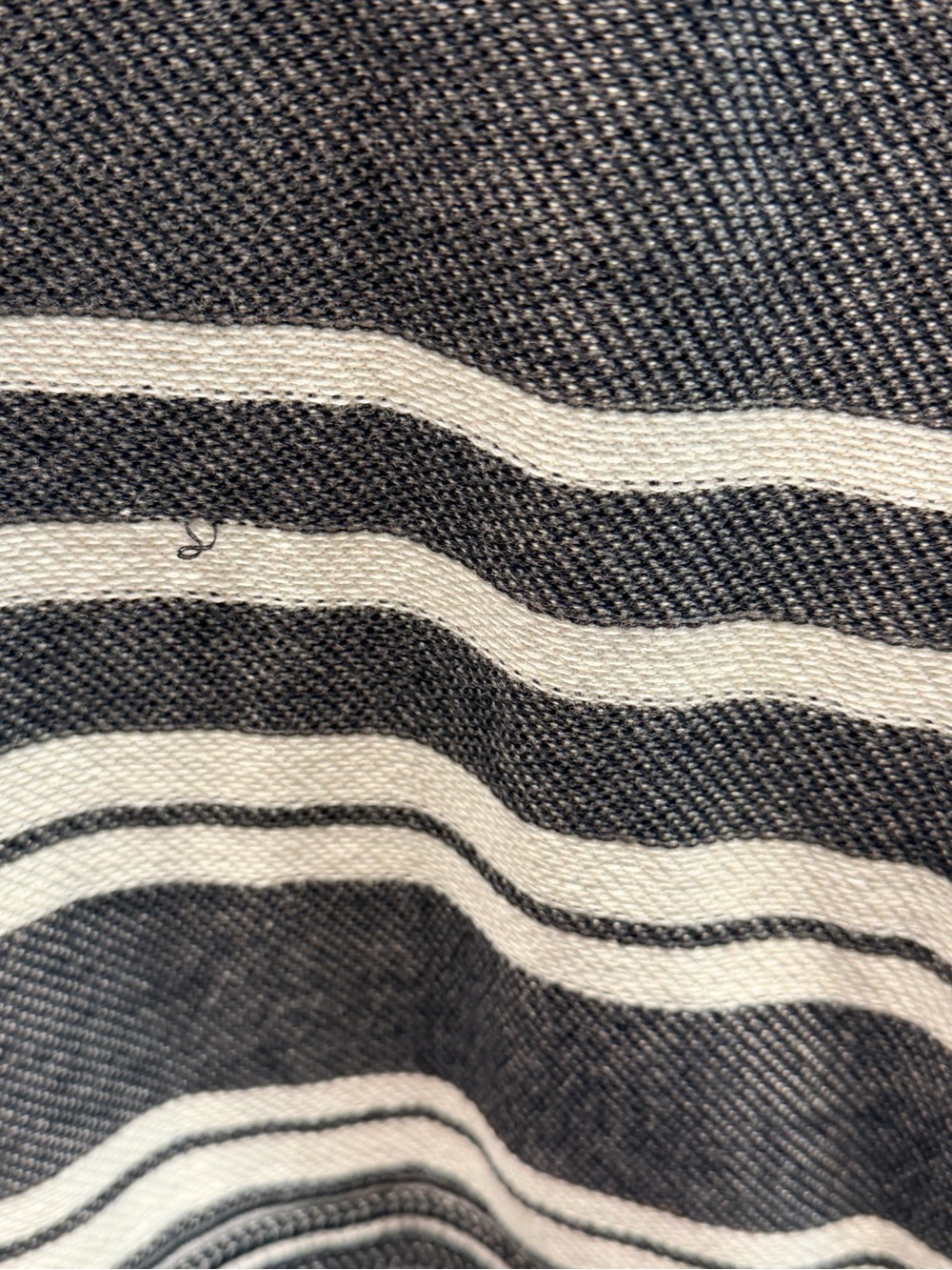 Vince Black/White Striped Open Front Sweater Tunic - Size M - Picture 3 of 7